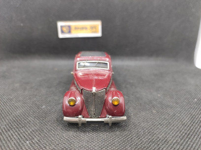 RENAULT BD SUPRASTELLA LIMOUSINE 1939 - BELLE EPOQUE - N° P148 - 1/43 | Renault BD Suprastella Limousine de 1939 - P148 | 2