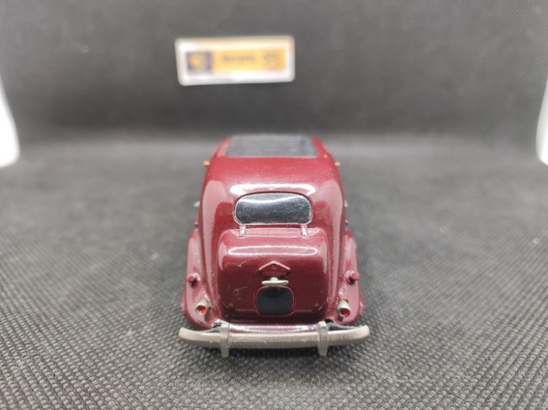 RENAULT BD SUPRASTELLA LIMOUSINE 1939 - BELLE EPOQUE - N° P148 - 1/43 | Renault BD Suprastella Limousine de 1939 - P148 |