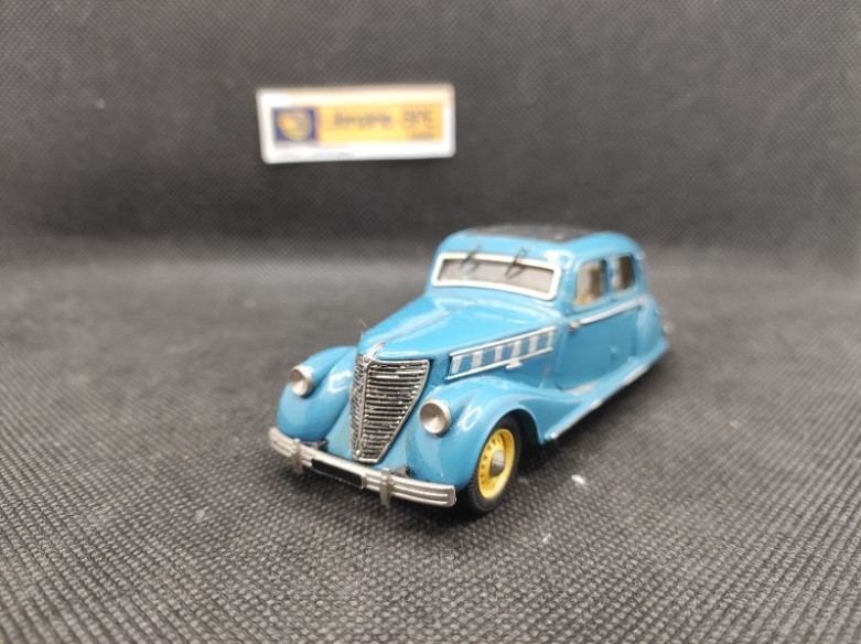 RENAULT VIVA GRAND SPORT 1939 - BELLE EPOQUE - 1/43 | Renault Viva Grand Sport de 1939 |