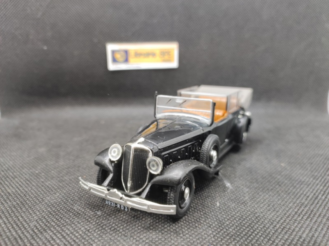 RENAULT REINASTELLA PRESIDENTIELLE ALBERT LEBRUN - NOREV - 1/43 | Renault Reinastella Présidentielle Albert Lebrun |
