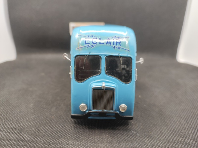 CAMION WILLEME L10 " FOURGON ECLAIR" - MINITRUCKS - EX41 - 1/50 | Camion Willeme L10 Fourgon Eclair - ex41 |