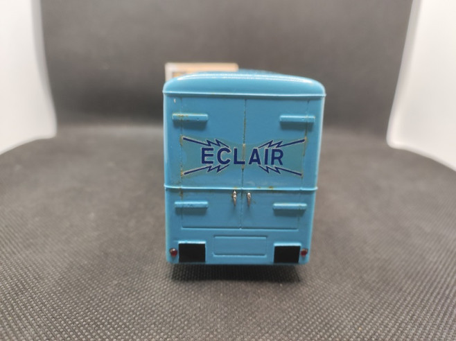 CAMION WILLEME L10 " FOURGON ECLAIR" - MINITRUCKS - EX41 - 1/50 | Camion Willeme L10 Fourgon Eclair - ex41 |