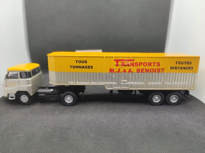 CAMION TRANSPORTS M.J & A. BENOIST - MINITRUCKS - 1/50 | Camion Transports M.J & A. Benoist |