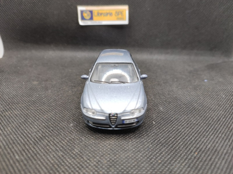 ALFA ROMEO 147 2000 - SOLIDO - N° 1566 - 1/43 | Alfa Roméo 147 de 2000 - 1566 |