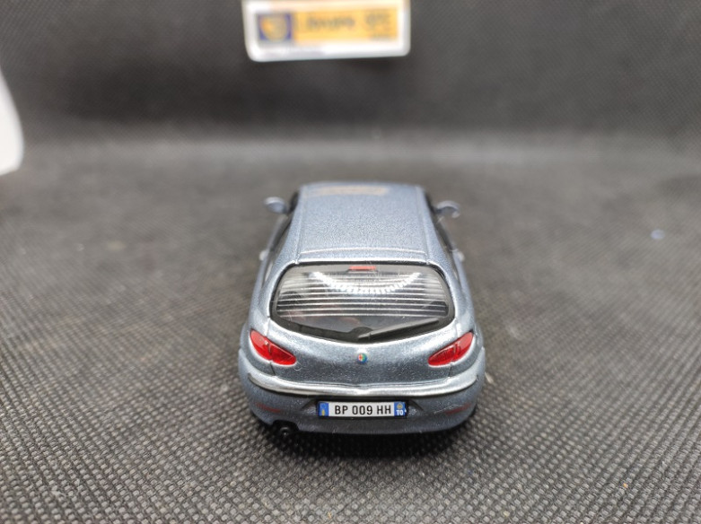 ALFA ROMEO 147 2000 - SOLIDO - N° 1566 - 1/43 | Alfa Roméo 147 de 2000 - 1566 |