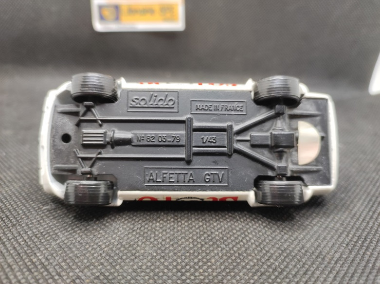ALFA ROMEO ALFETTA N° 31 "STORES" - SOLIDO - N° 82 - 1/43 | Alfa Roméo Alfetta N° 31 "Stores" - 82 |