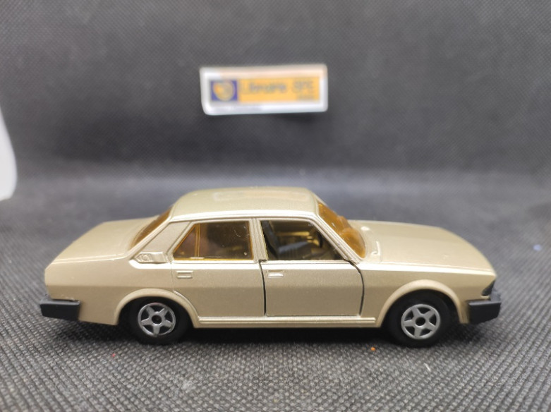 ALFA ROMEO 6 - NOREV JET-CAR - N° 888 - 1/43 | Alfa Roméo 6 - 888 |