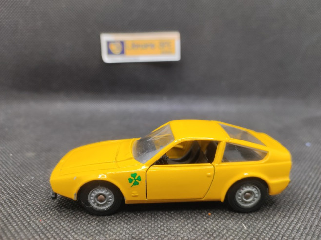 ALFA ROMEO ZAGATO JAUNE - SOLIDO - N° 183 - 1/43 | Alfa Romeo Zagato Jaune - 183 |