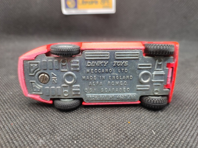 ALFA ROMEO O.S.I. SCARABEO - DINKY TOYS GB - N° 217 - 1/43 | Alfa Roméo O.S.I Scarabeo - 217 |