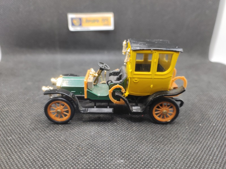 BIANCHI 15/20CV - RIO - N° R 18 - 1/43 | Bianchi 15/20cv - R 18 |