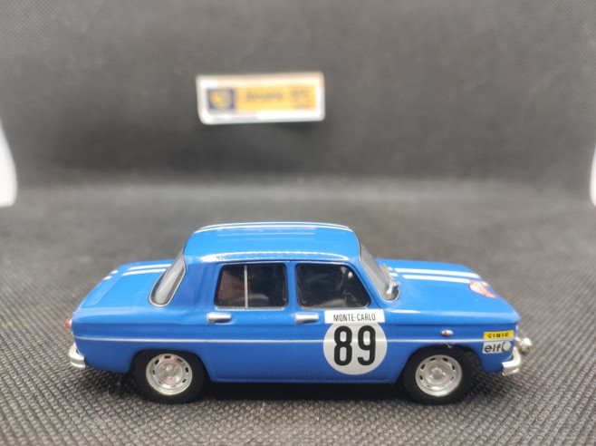 RENAULT 8 GORDINI N°89 RALLYE MONTE CARLO 1969 - IXO - N° 20 - 1/43 | Renault 8 Gordini N° 89 Rallye  Monte Carlo de 1969 - 20 |