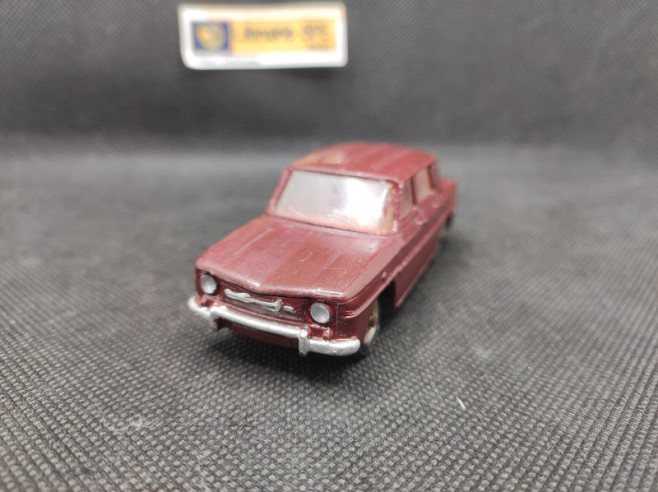 RENAULT 8 - DINKY TOYS FR - N° 517 - 1/43 | Renault 8 " Bordeaux" - 517 |