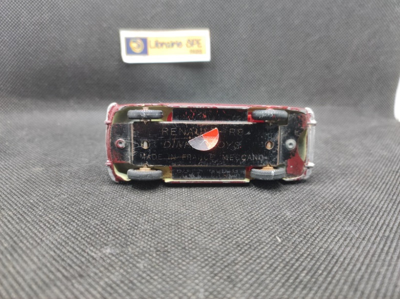 RENAULT 8 - DINKY TOYS FR - N° 517 - 1/43 | Renault 8 " Bordeaux" - 517 |