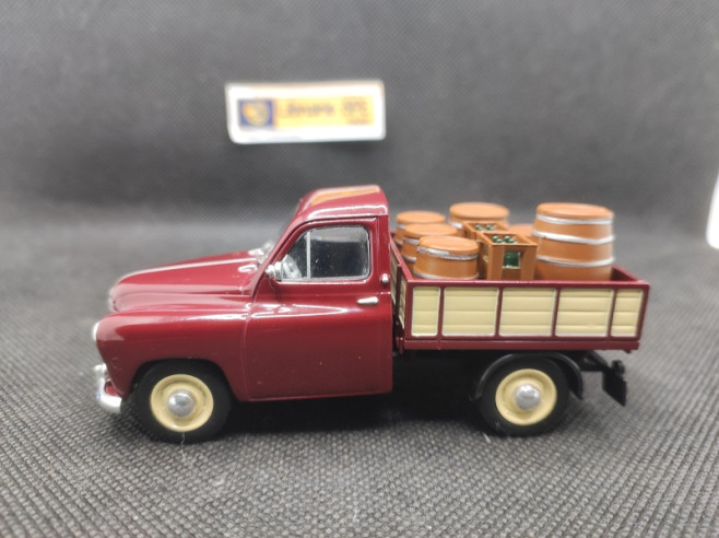 RENAULT COLORALE PLATEAU A RIDELLES 1952 - IXO - N° 60 - 1/43 | Renault Colorale Plateau à Ridelles de 1952 - 60 |