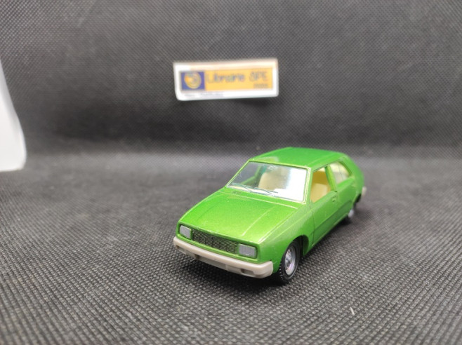 RENAULT 14 - DINKY TOYS SPAIN - N° 1450 - 1/43 | Renault 14 Verte - 1450 |