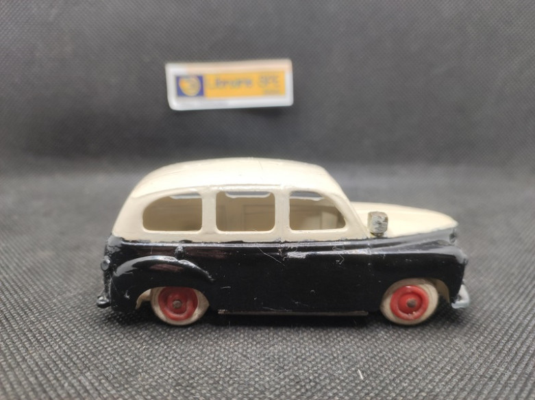 RENAULT TAXI COLORALE 800 KGS - C.I.J - N° 3/45 - 1/43 | Renault Taxi Colorale 800 Kgs - 3/45 |