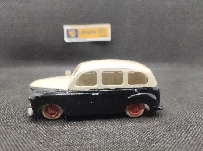 RENAULT TAXI COLORALE 800 KGS - C.I.J - N° 3/45 - 1/43 | Renault Taxi Colorale 800 Kgs - 3/45 |