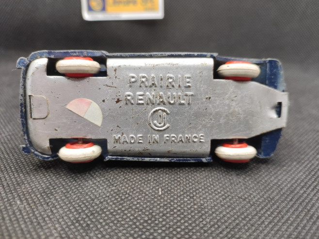 RENAULT PRAIRIE - CIJ - N° 3/42 - 1/43 | Renault Prairie - 3/42 |