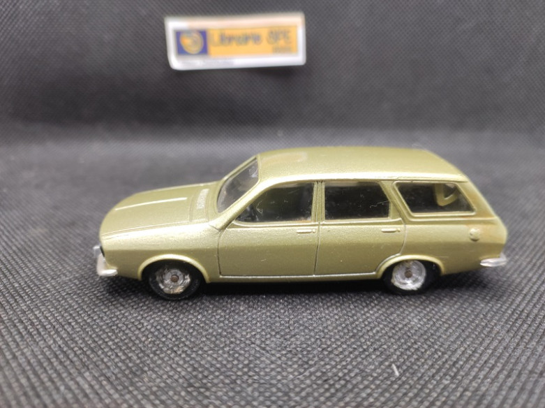 RENAULT 12 BREAK 1972 - SOLIDO - N° 22 - 1/43 | Renault 12 Break de 1972 - 22 |