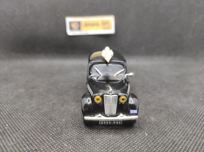 RENAULT FOURGONNETTE 300 KGS MICHELIN - IXO - 1/43 | Renault Fourgonnette 300 Kgs Michelin |