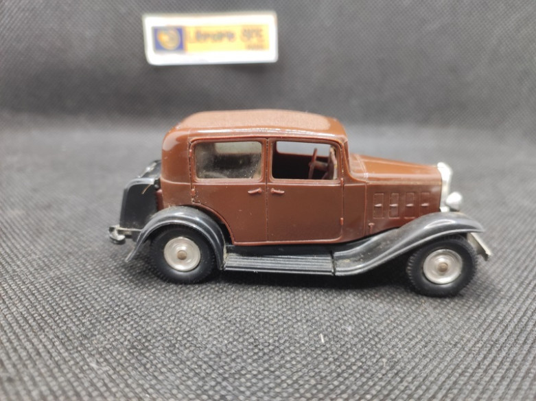 CITROEN ROSALIE 1934 - NOREV - N° 35 - 1/43 | Citroën Rosalie de 1934 - 35 |