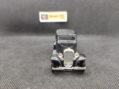 CITROEN 8CV ROSALIE 1933 - UNIVERSAL HOBBIES - N° 07 - 1/43 | Citroën 8cv Rosalie de 1933 - 07 | 2
