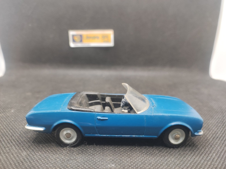 PEUGEOT 504 CABRIOLET BLEU 1970 - DINKY TOYS - N° 1423 - 1/43 - | Peugeot 504 Cabriolet Bleu de 1970 - 1423 |