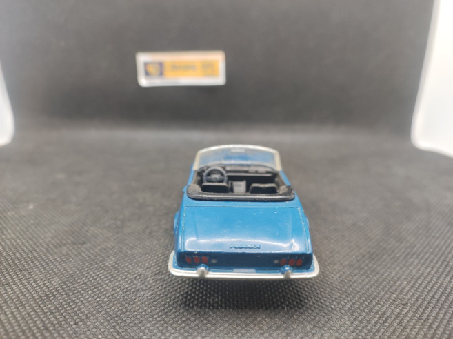 PEUGEOT 504 CABRIOLET BLEU 1970 - DINKY TOYS - N° 1423 - 1/43 - | Peugeot 504 Cabriolet Bleu de 1970 - 1423 |