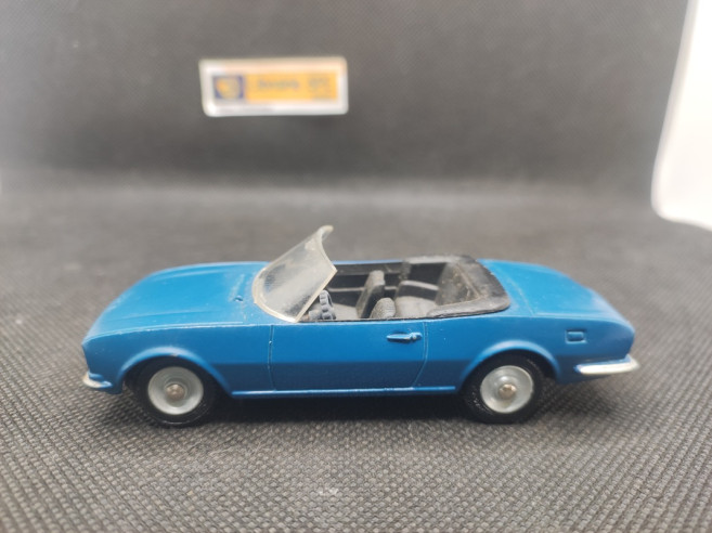 PEUGEOT 504 CABRIOLET BLEU 1970 - DINKY TOYS - N° 1423 - 1/43 - | Peugeot 504 Cabriolet Bleu de 1970 - 1423 |