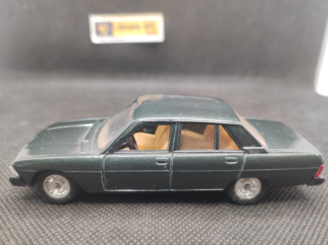 PEUGEOT 604 V6 SL - SOLIDO - N° 40 - 1/43 | Peugeot 604 V6 SL - 40 |