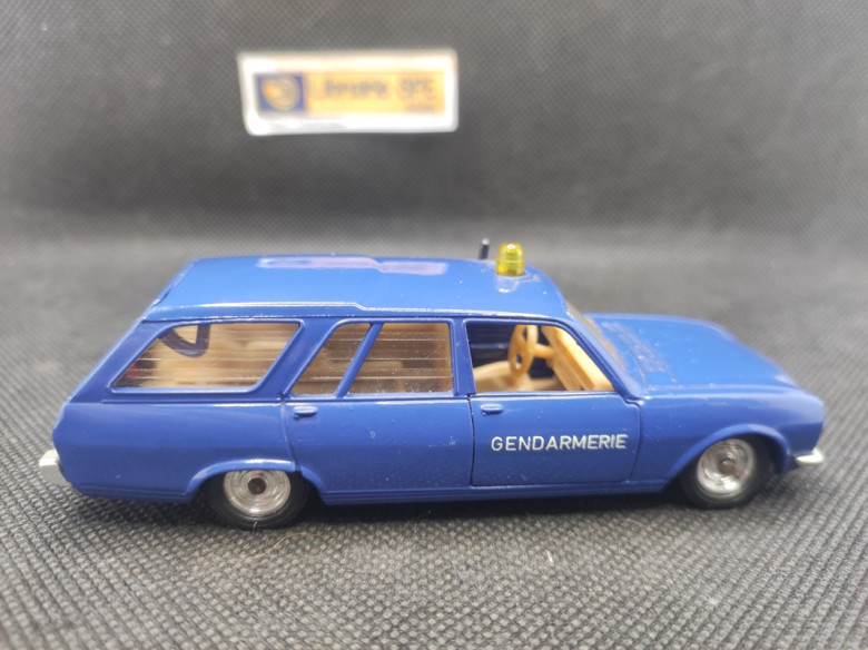 PEUGEOT 504 BREAK GENDARMERIE - SOLIDO - N° 23 - 1/43 | Peugeot 504 Break Gendarmerie - 23 |