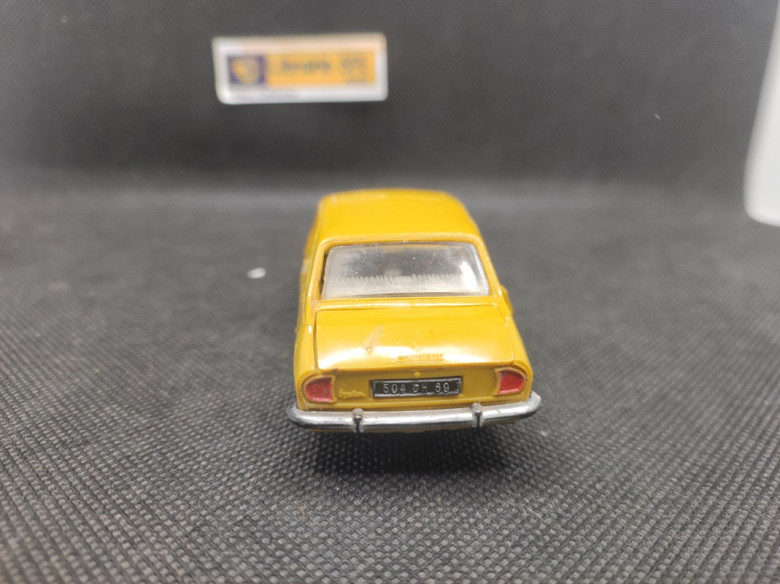 PEUGEOT 504 BERLINE - NOREV - N° 160 - 1/43 | Peugeot 504 Berline - 160 |