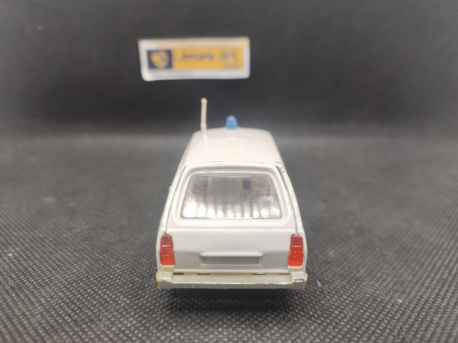 PEUGEOT 504 BREAK AMBULANCE - SOLIDO - N° 23 - 1/43 | Peugeot 504 Break Ambulance - 23 |