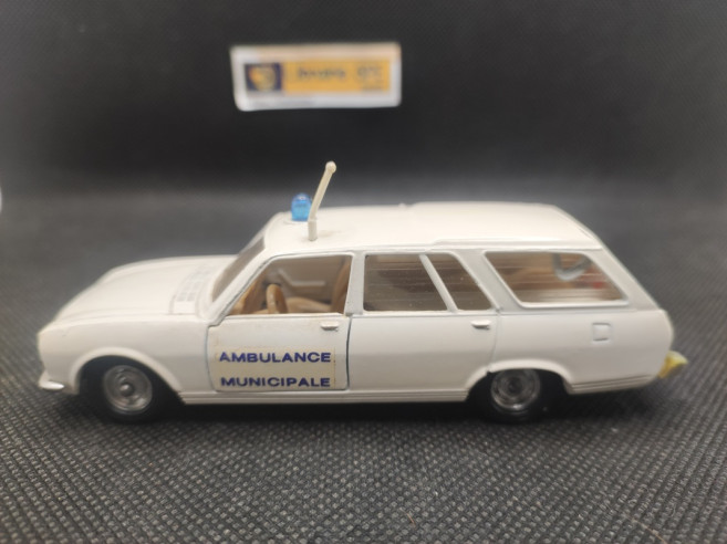PEUGEOT 504 BREAK AMBULANCE - SOLIDO - N° 23 - 1/43 | Peugeot 504 Break Ambulance - 23 |