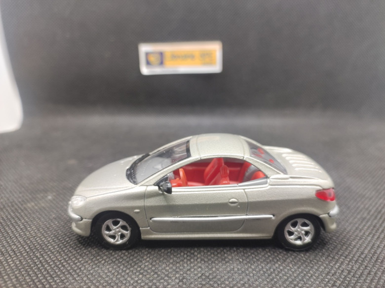 PEUGEOT 206 CC COUPE CABRIOLET - SOLIDO - N° 1559 - 1/43 | Peugeot 206 CC Coupé Cabriolet - 1559 |