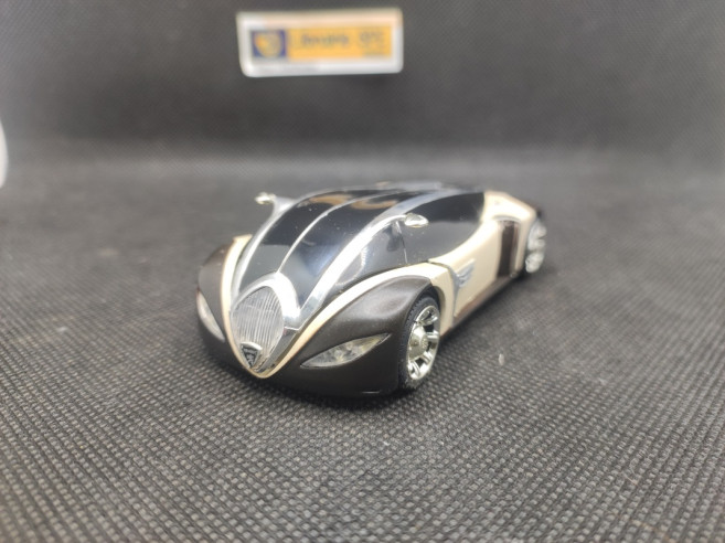PEUGEOT 4002 CONCEPT CAR - NOREV - 1/43 | Peugeot 4002 Concept Car |