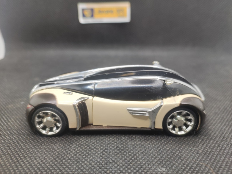 PEUGEOT 4002 CONCEPT CAR - NOREV - 1/43 | Peugeot 4002 Concept Car |
