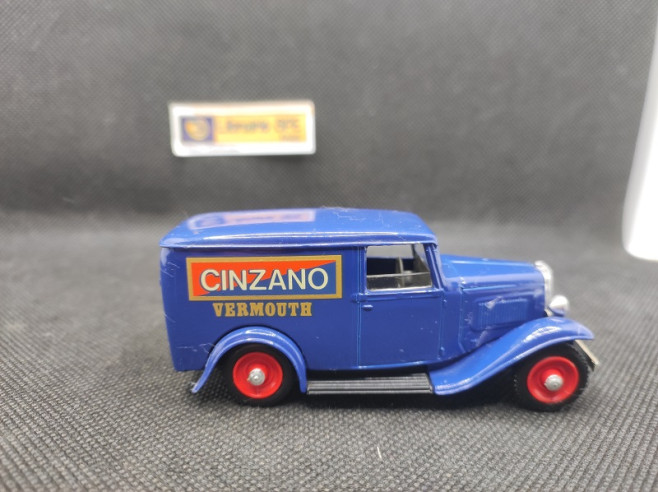 CITROEN 500 KG "CINZANO" - ELIGOR - N° 1012 - 1/43 | Citroën 500 Kg Cinzano - 1012 |