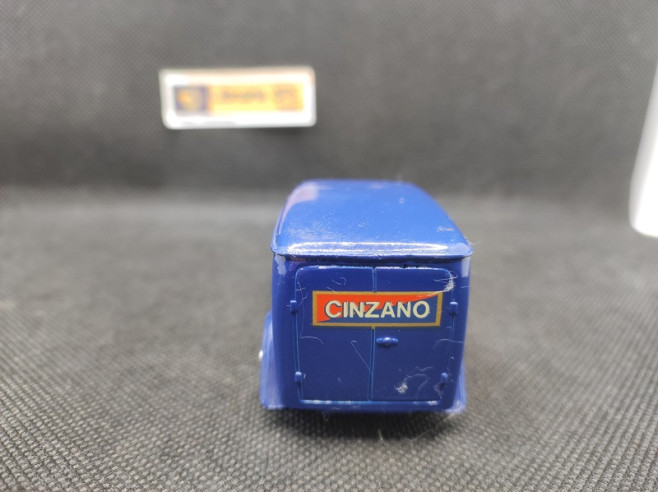 CITROEN 500 KG "CINZANO" - ELIGOR - N° 1012 - 1/43 | Citroën 500 Kg Cinzano - 1012 |