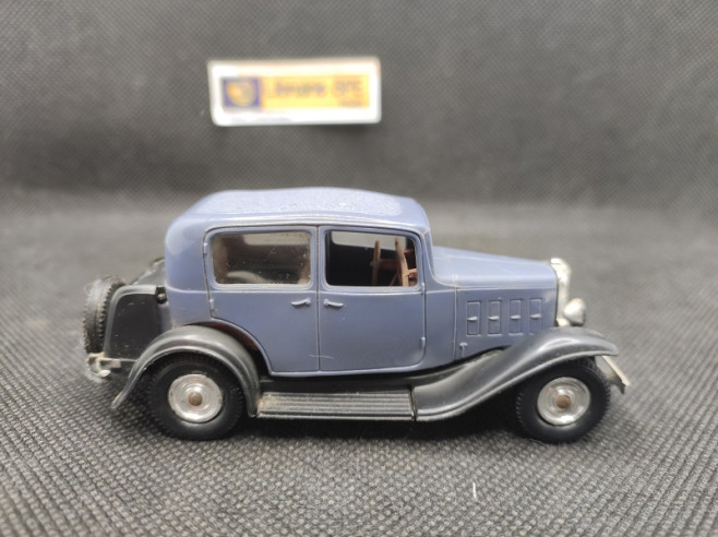 CITROEN ROSALIE 1934 - NOREV - N° 30 - 1/43 | Citroën Rosalie de 1934 - 30 |