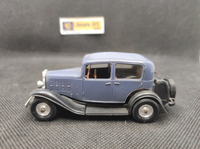 CITROEN ROSALIE 1934 - NOREV - N° 30 - 1/43 | Citroën Rosalie de 1934 - 30 |