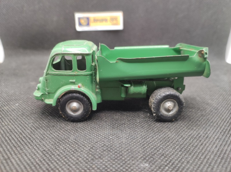 MINIATURE CIJ ANCIEN / Tracteur Fardier Renault EUR 15,00 - FR