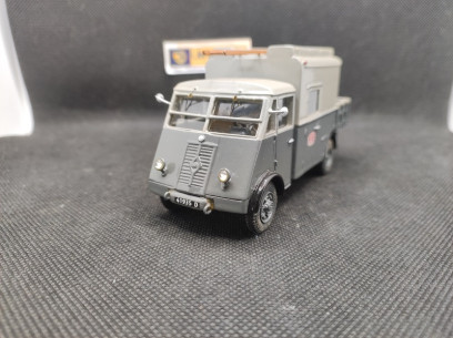 RENAULT AHN "PTT" - MJM - N° 206 - 1/43 | Renault AHN P.T.T - 206 |