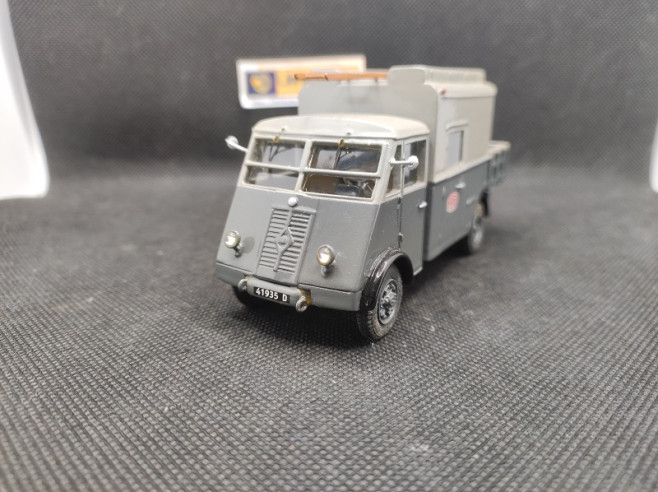 RENAULT AHN "PTT" - MJM - N° 206 - 1/43 | Renault AHN P.T.T - 206 |