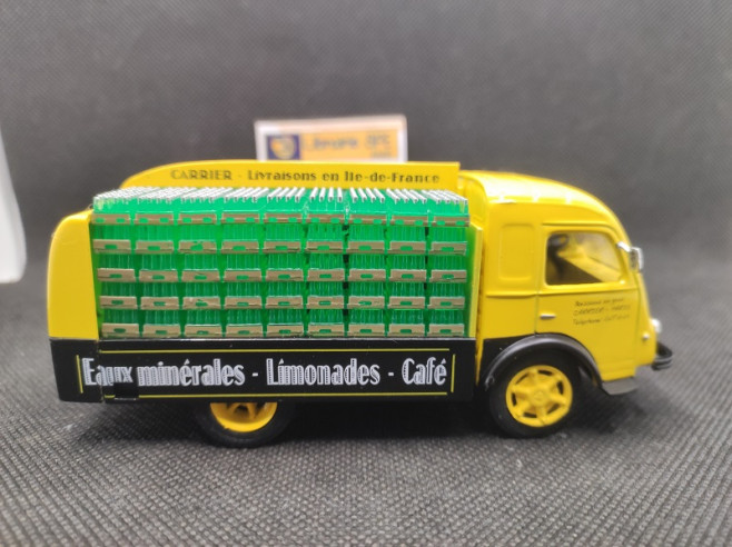 RENAULT GALION "CARRIER" - IXO - N° 39 - 1/43 | Renault Galion "Carrier" - 39 |