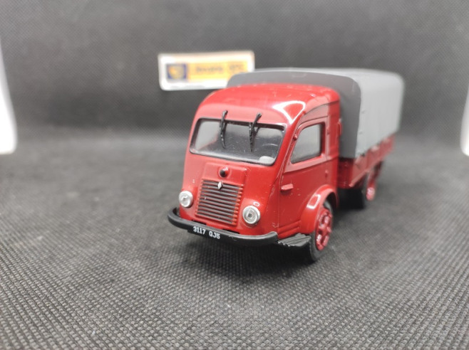 RENAULT 2 TONNES 4x2 BACHE 1947 - IXO - 1/43 | RENAULT 2 Tonnes 4x2 Bâché de 1947 |