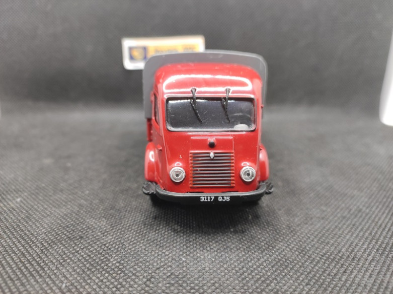 RENAULT 2 TONNES 4x2 BACHE 1947 - IXO - 1/43 | RENAULT 2 Tonnes 4x2 Bâché de 1947 |