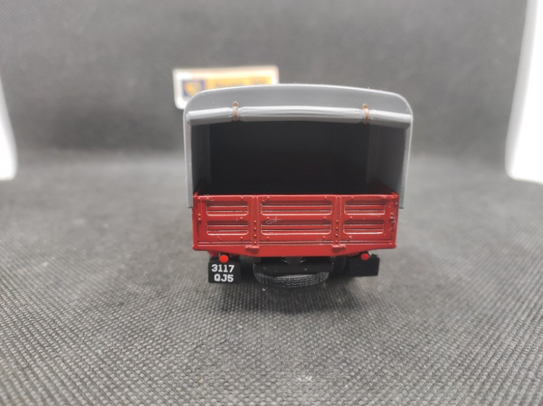 RENAULT 2 TONNES 4x2 BACHE 1947 - IXO - 1/43 | RENAULT 2 Tonnes 4x2 Bâché de 1947 |