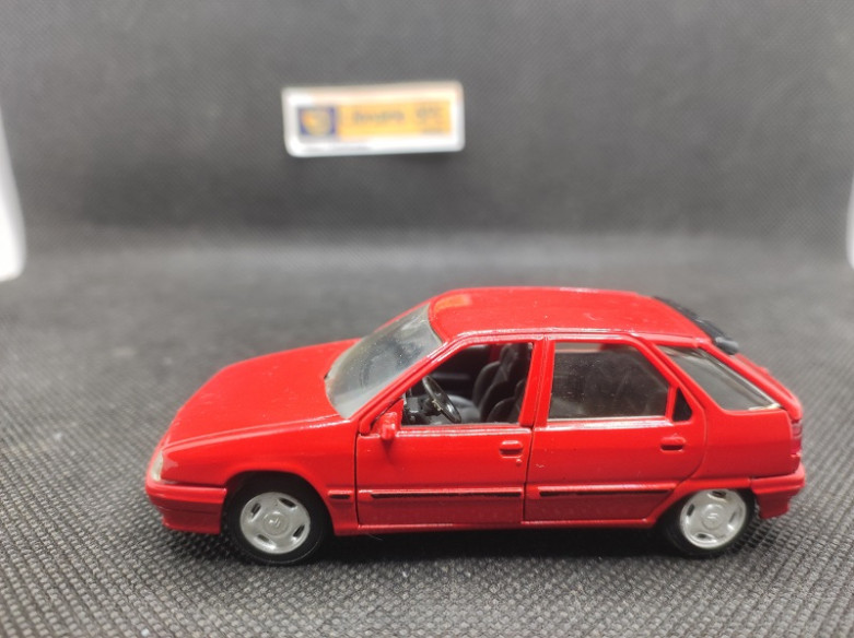 CITROEN ZX 2.0 VOLCANE 1992 - SOLIDO - N° 1524 - 1/43 | Citroën ZX 2.0 Volcane - 1524 |
