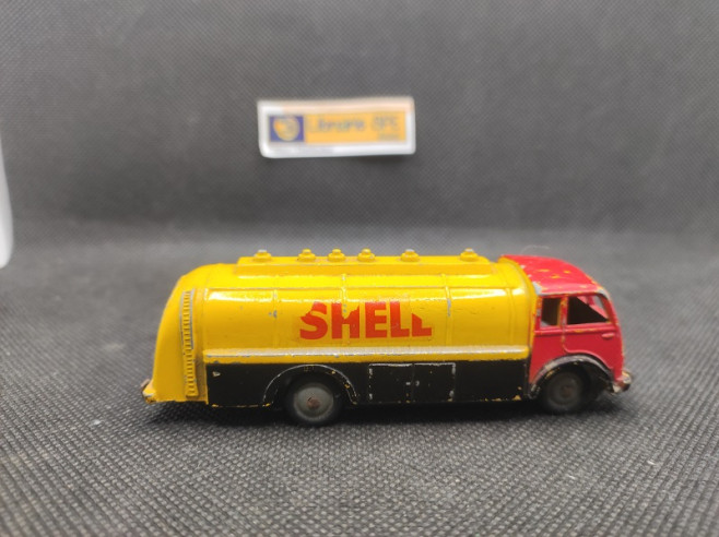 CAMION RENAULT R 4080 "CITERNE SHELL" - C.I.J - N° 3/21 - 1/80 | Camion Renault R 4080 Citerne Shell - 3/21 |